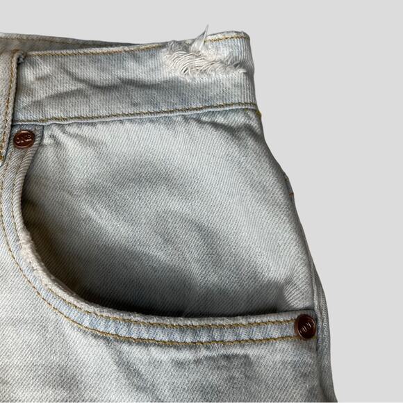 NWT One Teaspoon Brando Denim Mini Skirt Womens 32 11/12 Lightwash Barely Blue - Picture 6 of 15